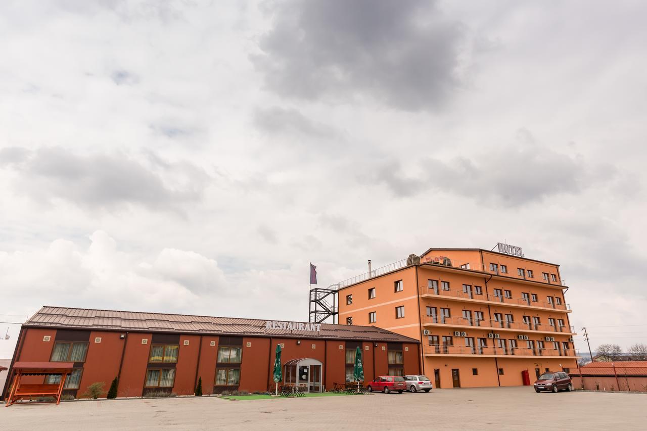 Hotel Monte Carlo Reghin Esterno foto